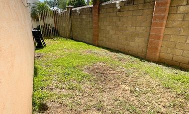 EN RENTA Casa de 3 Rec. En Privada El Árbol, en Zona Norte.