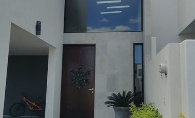 CASA EN VENTA ST ANGELO