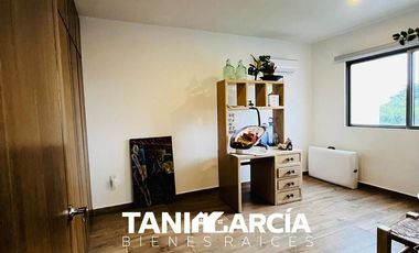 Vendo Casa en Fraccionamiento Privado en Córdoba, Zona Villaverde!! a unos minutos de Plaza Cristal.