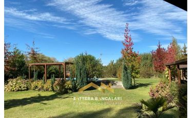 CASA EN PARCELA EN QUILLON