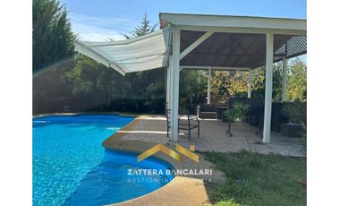 CASA EN PARCELA EN QUILLON