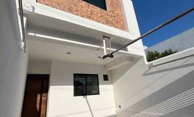 CASA NUEVA EN VENTA A 5 CUADRAS DE LA PLAYA EN BOCA DEL RÍO