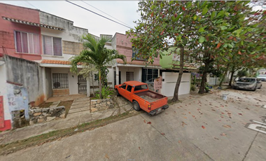 CASA EN CALLE PLAYA TECOLUTLA, LAS OLAS, RESIDENCIAL LAS OLAS, VERACRUZ, MÉXICO ¡NO CRÉDITOS!