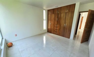 LAS CAÑADAS CASA NUEVA EN COTO ABEDULES CON VISTA AL CAMPO DE GOLF