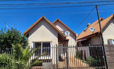 CASA EN ARRIENDO – LA RESERVA DE MACHALI