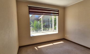 CASA EN ARRIENDO – LA RESERVA DE MACHALI