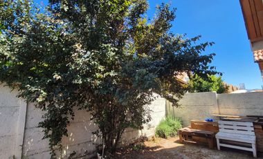 CASA EN ARRIENDO – LA RESERVA DE MACHALI