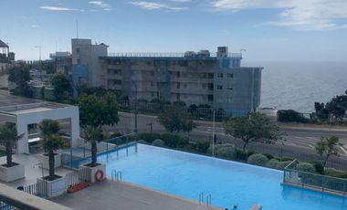 Arrendamos depto amoblado con vista frontal al mar.