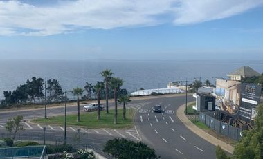 Arrendamos depto amoblado con vista frontal al mar.