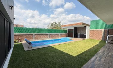 CASA EN VENTA EN FRACCIONAMIENTO LOMAS DE COCOYOC MORELOS