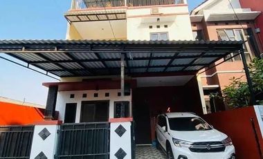 Rumah dijual Murah 3 Lt. Kalisari, Pasar Rebo, Jakarta Timur dekat RS Harapan Bunda