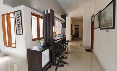 Rumah Mewah Strategis 2 Lt Full Furnish