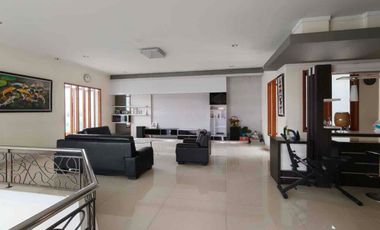 Rumah Mewah Strategis 2 Lt Full Furnish