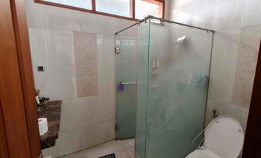 Rumah Mewah Strategis 2 Lt Full Furnish