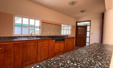 Salon en venta San Pedro Huaquilpan, Hidalgo.