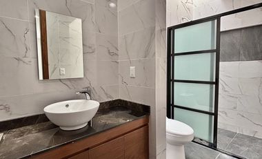 Casa en venta, Zona Plateada Pachuca. a 5 min de centro comercial Galerias