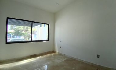 CASA EN VENTA EN FRACCIONAMIENTO LOMAS DE COCOYOC MORELOS