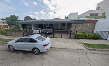 Casa en Venta en Agustin Melgar, Mansiones del Real, Cdad. Guzmán, Jalisco