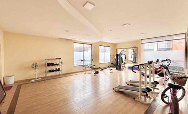 Se arrienda departamento céntrico de un ambiente, estacionamiento y bodega, edificio Argomedo Curicó