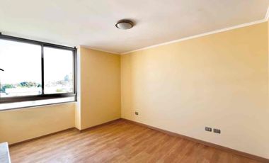 Se arrienda departamento céntrico de un ambiente, estacionamiento y bodega, edificio Argomedo Curicó