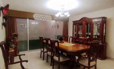 CASA EN VENTA UBICACION PRIVILEGIADA POR SUS CONEXIONES A TODA LA CIUDAD 7 MIN AL CENTRO 15 AL NORTE 15 AL SUR SOBRE SEGUNDO ANIILO