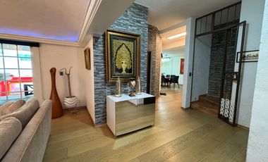 CASA EN FRACCIONAMIENTO VILLAS DEL LAGO CERCA DE PLAZA AVERANDA EN CUERNAVACA.