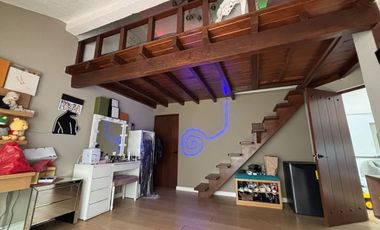 CASA EN FRACCIONAMIENTO VILLAS DEL LAGO CERCA DE PLAZA AVERANDA EN CUERNAVACA.