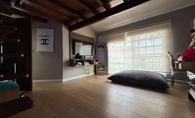 CASA EN FRACCIONAMIENTO VILLAS DEL LAGO CERCA DE PLAZA AVERANDA EN CUERNAVACA.