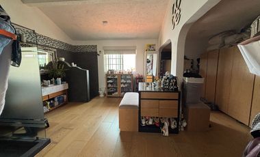 CASA EN FRACCIONAMIENTO VILLAS DEL LAGO CERCA DE PLAZA AVERANDA EN CUERNAVACA.