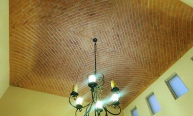 CASA EN VENTAS EN AGUASCALIENTES SOBRE SEGUNDO ANILLO UBICACIONN CENTRICA