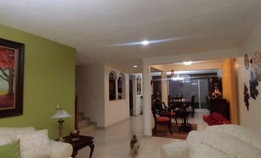 CASA EN VENTAS EN AGUASCALIENTES SOBRE SEGUNDO ANILLO UBICACIONN CENTRICA