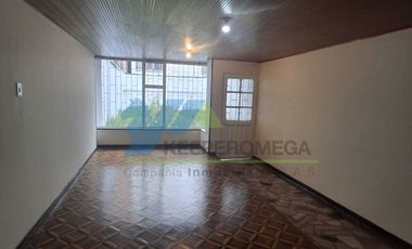 Casa en Arriendo, Pasadena, Bogotá D.C. (Oficinas - Comercio - Vivienda)