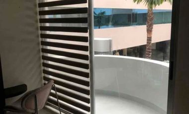 Alquiler o Venta de hermosa apartsuite  amoblada en Samborondon Plaza km 1.5 via Samborondón