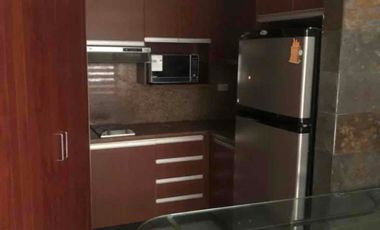 Alquiler o Venta de hermosa apartsuite  amoblada en Samborondon Plaza km 1.5 via Samborondón