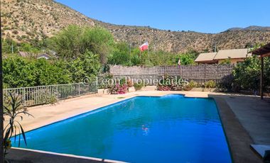 Leon propiedades vende sitio con casa y gran piscina en Lo Águila Centro, Curacaví.