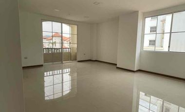 Se alquila departamento en primer piso ascensor esquinero torre baro via a la costa