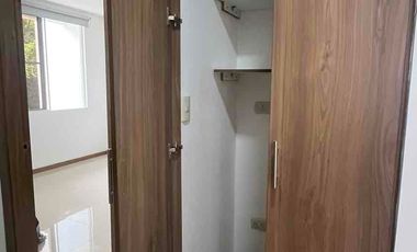 Se alquila departamento en primer piso ascensor esquinero torre baro via a la costa