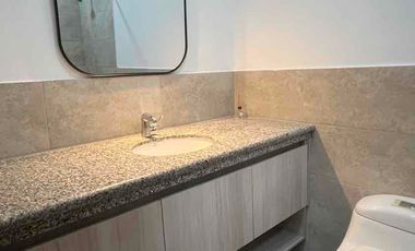 Se alquila departamento en primer piso ascensor esquinero torre baro via a la costa