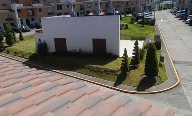 Casa en venta La Toscana Lerma excedente de terreno 3 niveles