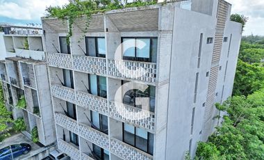 Edificio en Venta en Cancun en Av. Nader con Estilo Unico y Excelente Ubicación