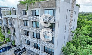 Edificio en Venta en Cancun en Av. Nader con Estilo Unico y Excelente Ubicación