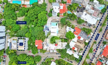 Edificio en Venta en Cancun en Av. Nader con Estilo Unico y Excelente Ubicación