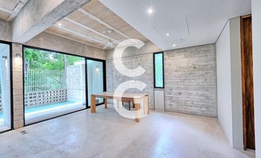 Edificio en Venta en Cancun en Av. Nader con Estilo Unico y Excelente Ubicación