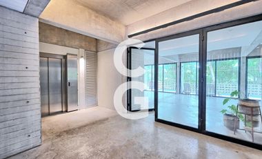 Edificio en Venta en Cancun en Av. Nader con Estilo Unico y Excelente Ubicación