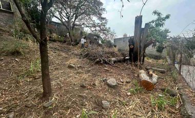 terreno cercas de Av. principal y tiendas de conveniencia