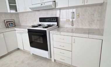 Vendo lindo y amplio departamento de 140 m2 en primer piso