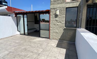 Renta casa con ampliación. Geovillas Atlixcayotl La Hacienda. Zona Angelópolis.