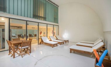Magnífico Tríplex en venta en Puerto Madero Exclusivo con quincho vidriado y parrilla propia ÚNICO