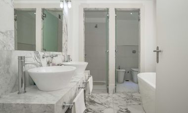 Magnífico Tríplex en venta en Puerto Madero Exclusivo con quincho vidriado y parrilla propia ÚNICO