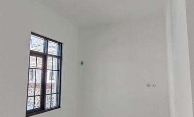 Rumah Siap Huni Bonus Melimpah dekat Alun Alun Cimahi
